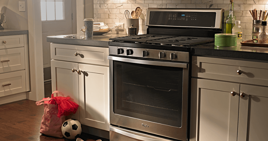 Whirlpool Oven with Kitchen