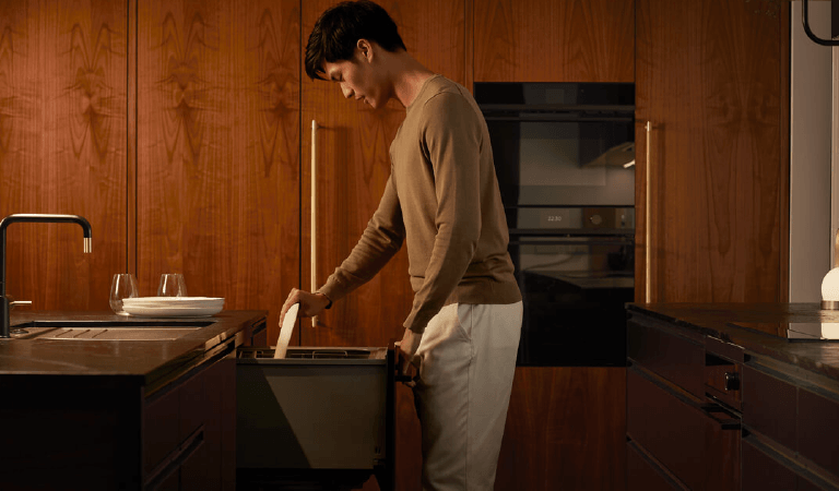 Luxury Dishwashing Lifestyle